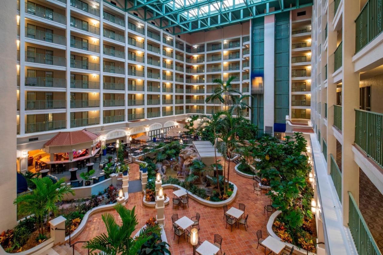 Sheraton Suites Fort Lauderdale at Cypress Creek Buitenkant foto