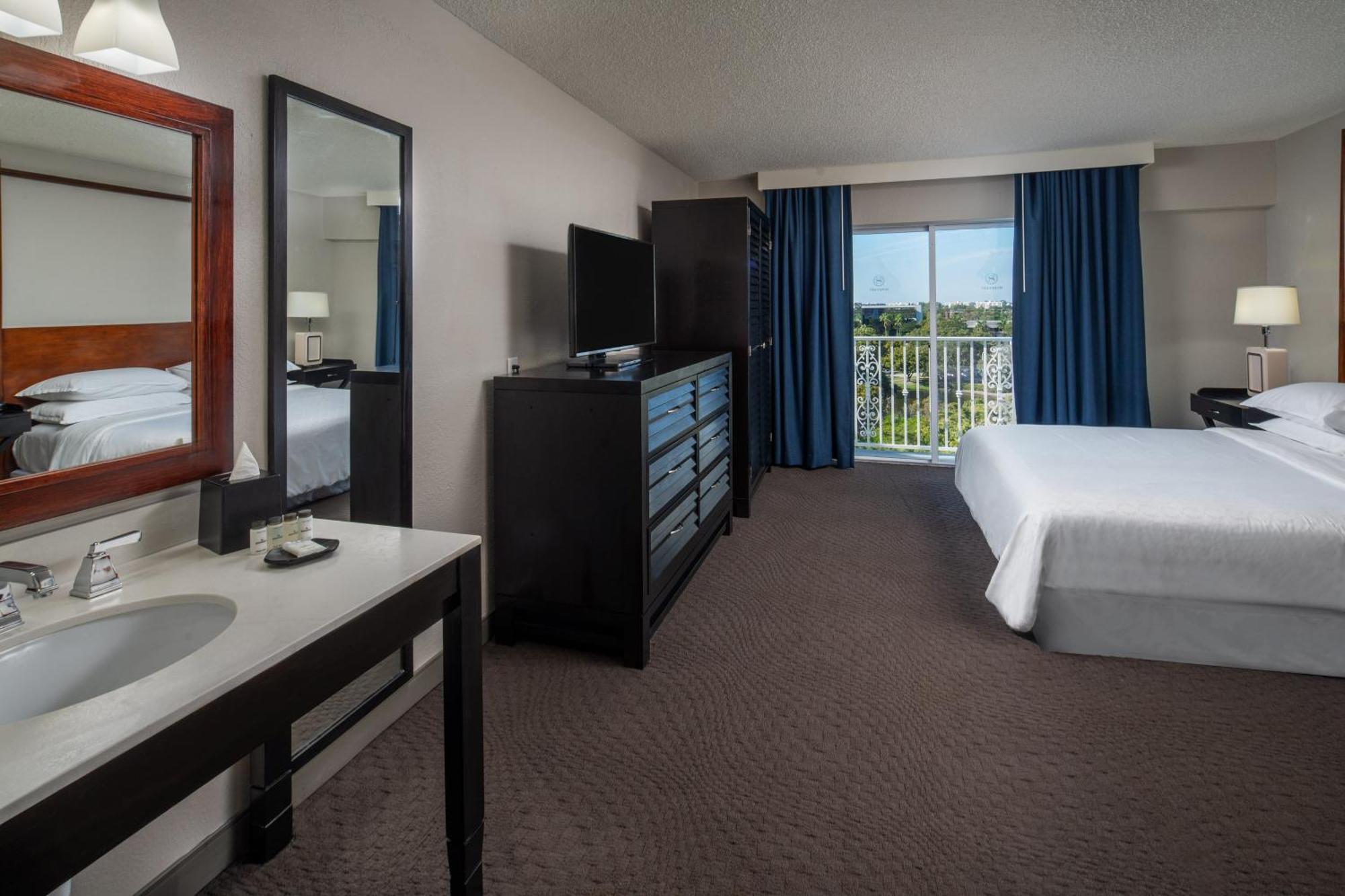 Sheraton Suites Fort Lauderdale at Cypress Creek Buitenkant foto