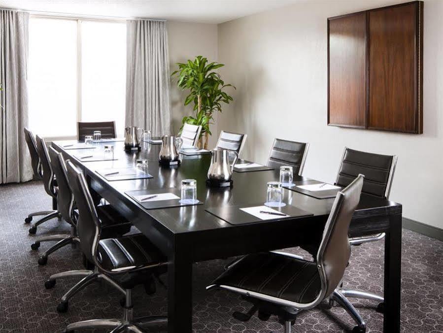 Sheraton Suites Fort Lauderdale at Cypress Creek Buitenkant foto